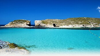 Duplex Luxury Apartment in Portomaso With Pool