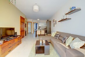 Cosy 1BR Penthouse Close to the Promenade