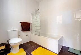 Cosy 1BR Penthouse Close to the Promenade