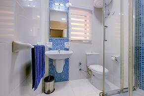 Cosy Apartment Steps From the Promenade