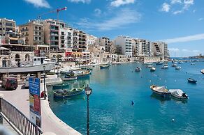 Stunning Apartment in a Central Location With Views