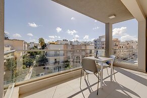 Cosy 1BR Apartment in Central St Julian's