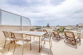 Marvellous 3BR Penthouse in Central St Julian's