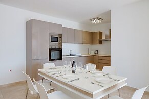 Marvellous 3BR Penthouse in Central St Julian's