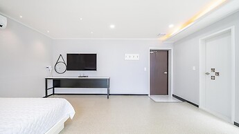 Taean Badaneomeo Pension