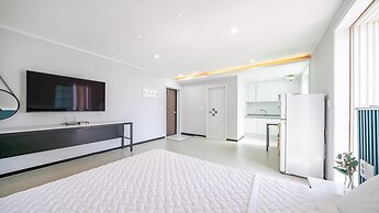 Taean Badaneomeo Pension