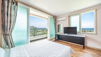 Taean Badaneomeo Pension