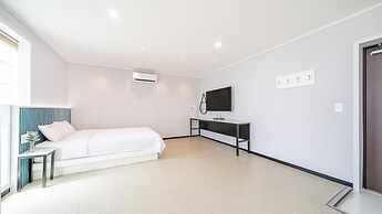 Taean Badaneomeo Pension