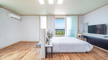 Taean Badaneomeo Pension