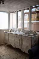 Ami's Apartment a Cosy 2-bed House in Athina