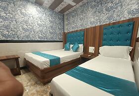 Hotel Tip Top Residency