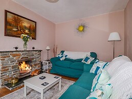 Trevalba Cottage
