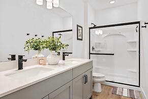 Breakaway at Desert Color #91 by RedAwning