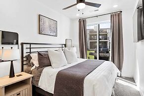 Breakaway at Desert Color #91 by RedAwning