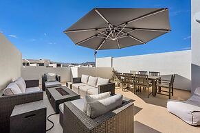 Breakaway at Desert Color #91 by RedAwning