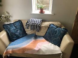 Private Studio Flat Great Location in Manchester