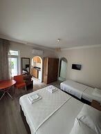 Christina Apart Otel