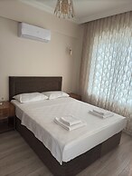 Christina Apart Otel