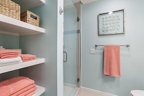 Waters Edge 104s 2 Bedroom Condo by RedAwning