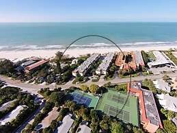 Waters Edge 104s 2 Bedroom Condo by RedAwning