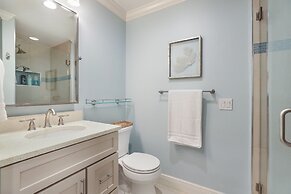 Waters Edge 104s 2 Bedroom Condo by RedAwning