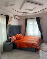 Immaculate 2-bed Apartment in Lekki Ajah