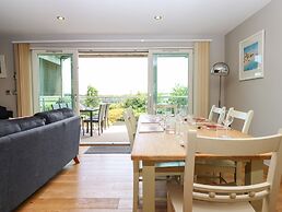 Swandown, 16 Netherhaye