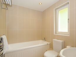 Swandown, 3 Blackdown