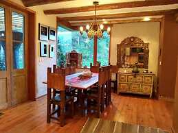 Inviting 10-bed Villa in Urubamba, Cusco, Peru