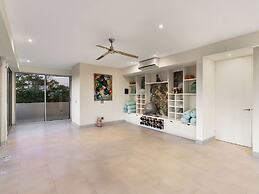 Mother Earth Vegan Hotel & Restaurant