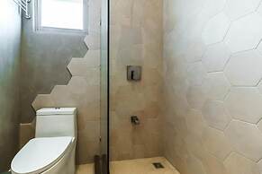 Mother Earth Vegan Hotel & Restaurant