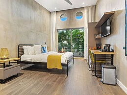 Mother Earth Vegan Hotel & Restaurant