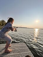 Rizzy's on the Lake