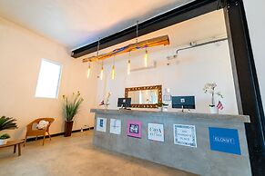 Juliette Hostel for Women Only