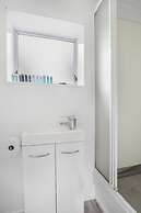 Bright 3-Bedroom Unit - WiFi & Parking