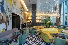 Suites at SLS LUX Brickell managed by CE