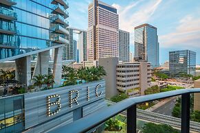 Suites at SLS LUX Brickell managed by CE