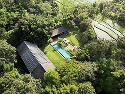 Villa Amita by Nakula