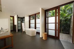 Villa Amita by Nakula