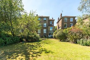 Fantastic 3 Bedroom Flat West Hampstead