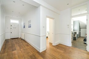 Fantastic 3 Bedroom Flat West Hampstead