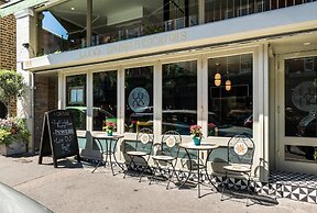 Fantastic 3 Bedroom Flat West Hampstead