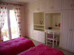 Ioannas House in Nisaki