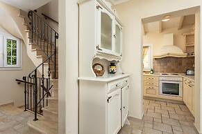 Ioannas House in Nisaki