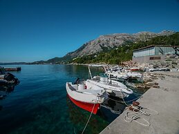 Ioannas House in Nisaki