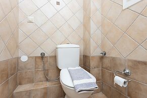 Ioannas House in Nisaki