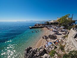 Ioannas House in Nisaki