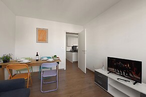 Santi Apartment Few Min From Lake