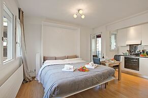 Santi Apartment Few Min From Lake