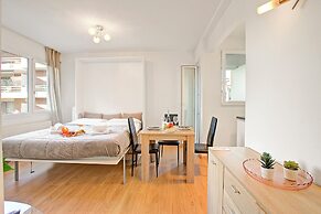 Santi Apartment Few Min From Lake